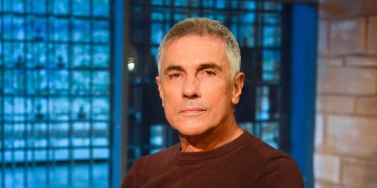 Alldaynews.gr Σταύρος Ζαλμάς: Η απώλεια της λίμπιντο σε νεαρή ηλικία, ο καρκίνος στο στόμα και η φυματίωση που αντιμετώπισε