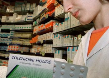 κολχικίνη-colchicine