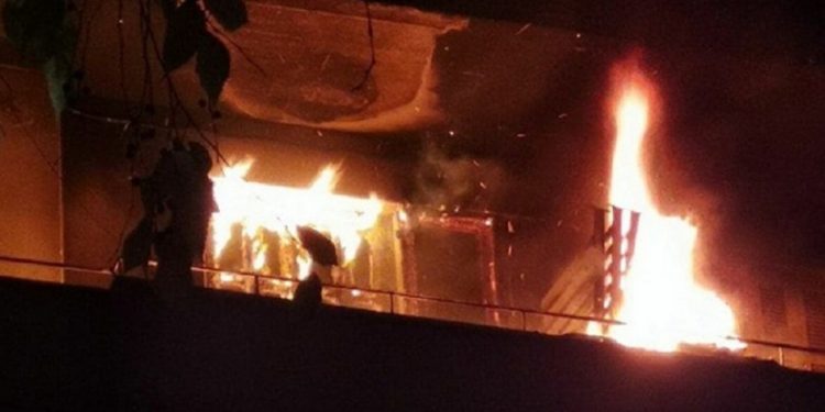 Τραγωδία Πριν Λίγο: Απανθρακώθηκε Παιδάκι 6 ετών στην Θήβα