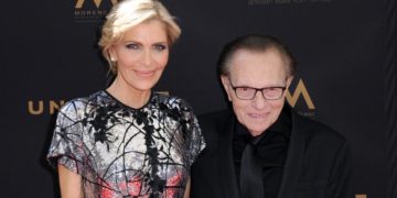 Alldaynews.gr Ο Λάρι Κινγκ απέκλεισε από τη διαθήκη τη σύζυγό του-Πάει στα δικαστήρια