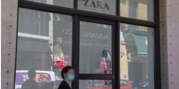Alldaynews.gr Ανοίγουν ZARA, Pull&Bear, Massimo Dutti, Bershka, Stradivarius, Oysho