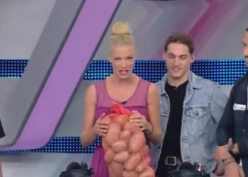 Ρουκ Ζουκ: Λαρισαίοι πήγαν δώρο στην Μακρυπούλια ένα σακί Πατάτες![video]