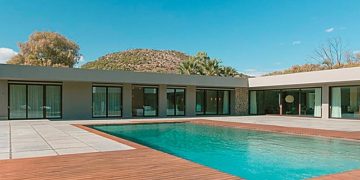 Alldaynews.gr Πουλήθηκε η βίλα Ωνάση στο Λαγονήσι-Ποιος ο αγοραστής!