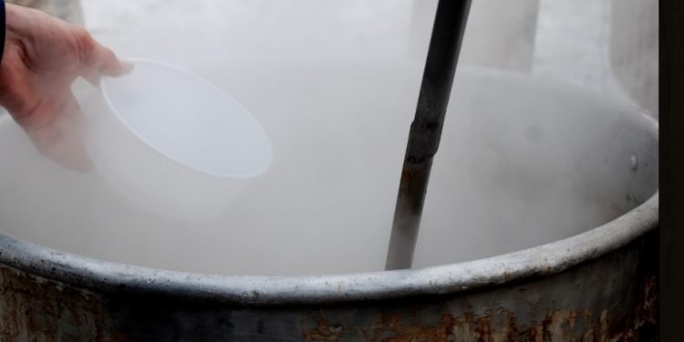 Alldaynews.gr Της είπε ότι παντρεύεται άλλη και εκείνη τον ευνούχισε, τον τεμάχισε και τον μαγείρεψε