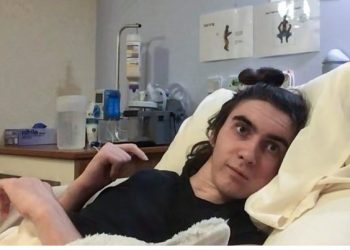 19χρονος ξυπνά από κώμα 11 μηνών, δεν γνωρίζει τίποτα για τον κορονοϊό