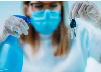 Κορωνοϊός: Γιατί απολυμαίνουμε τις επιφάνειες αφού σπάνια μεταδίδεται από αυτές