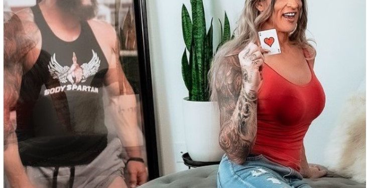 Παλαιστής του WWE ανακοίνωσε ότι έκανε αλλαγή φύλου[video]