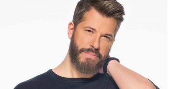 Alldaynews.gr Ο Χάρης Βαρθακούρης: «Άδειασε» τη Χρυσηίδα Δημουλίδου – «Κράτα τις μπούρδες σου για τα βιβλία σου»