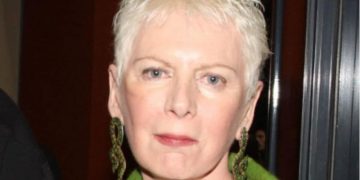 Alldaynews.gr Έλενα Ακρίτα: «Τις ανώνυμες απειλές που μου στέλνετε για την υπόθεση παιδεραστίας βάλτε τις στον Κ@λ@ σας»