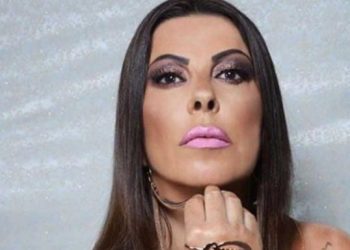 Άντζελα Δημητρίου: Με κοίταζε και αυνανιζόταν