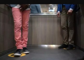 Κορονοϊός: Δείτε πώς θα στεκόμαστε στα ασανσέρ-Τι πρέπει να κάνουν οι διαχειριστές των κτηρίων