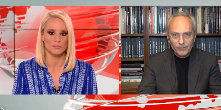 Υπόθεση Λιγνάδη: «Πήγαινε στην πλατεία και ψάρευε παιδιά» λέει ο δικηγόρος του 25χρονου (video)