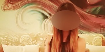 Alldaynews.gr Μητέρα ενός παιδιού η 35χρονη καθηγήτρια που κατηγορείται για την αποπλάνηση 13χρονου μαθητή της (φωτο)