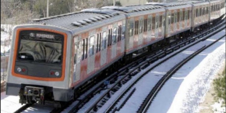 Alldaynews.gr Μήδεια: Σταμάτησε ο Ηλεκτρικός από την Ειρήνη μέχρι την Κηφισιά