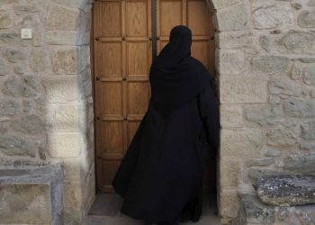 Σκάνδαλο με Καλόγριες: Εκμεταλλευόταν ορφανά αγόρια για σ3ξουαλικά όργια