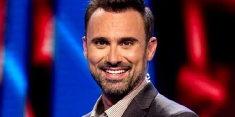 Γιώργος Καπουτζίδης: Αυστηρή ανάρτηση για τον Αλέξη Κούγια ανεβάζοντάς τον φωτογραφία Ματωμένο[photo]