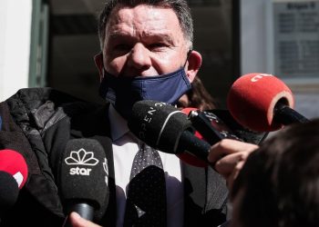 Κούγιας: «Πώς αλλιώς να ονομάσεις 15χρονα παιδιά που πάνε στα μπαρ και ψωνίζονται;» (Video)