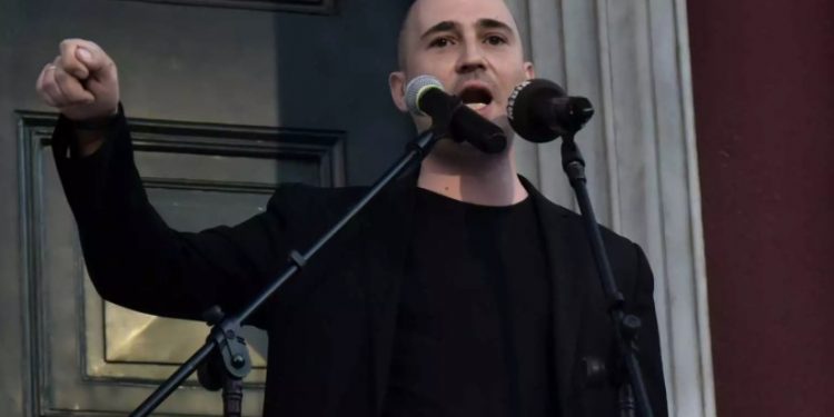 ΕΚΤΑΚΤΟ! Διπλό εμπρηστικό «χτύπημα» στον Κωνσταντίνο Μπογδάνο