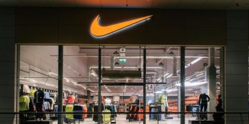 Alldaynews.gr Τέλος η ΝΙΚΕ-Πως “ΚΑΙΕΙ” 300 καταστήματα στην Ελλάδα