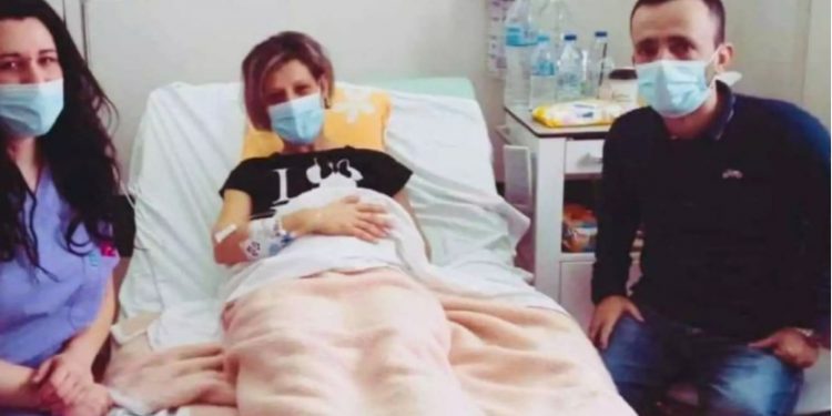 Κέρκυρα: Έλυσε τη σιωπή της η νοσηλεύτρια που παρέλυσε μετά τη δεύτερη δόση του εμβολίου[photo]