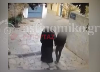 Alldaynews.gr Σοκαριστικό Βίντεο Ντοκουμέντο: Παπάς-Σατανάς ασελγεί σε νεαρό σε στενό της Πλάκας