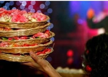 Πασίγνωστος τραγουδιστής εντοπίστηκε σε παράνομη χαρτοπαικτική λέσχη στην Κυψέλη[video]