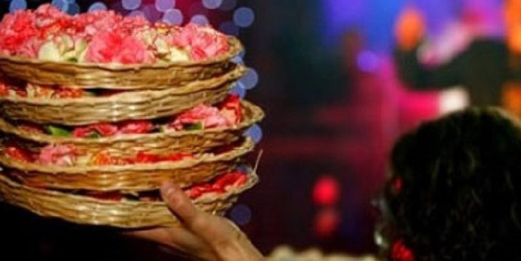 Πασίγνωστος τραγουδιστής εντοπίστηκε σε παράνομη χαρτοπαικτική λέσχη στην Κυψέλη[video]