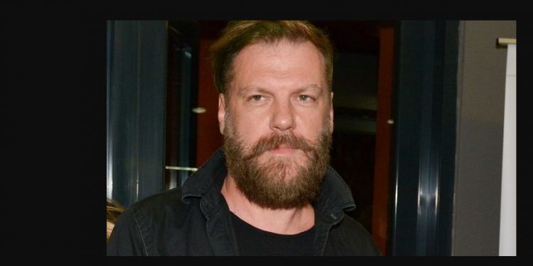 Alldaynews.gr Κώστας Σπυρόπουλος: Απαγορεύει την αναφορά του ονόματός του και τη χρήση εικόνων του σε τηλεοπτικές εκπομπές