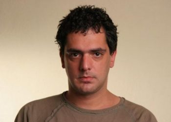 Κρίσιμες ώρες για τον Τάσο Θεοδωρόπουλο: Στην ΜΕΘ διασωληνωμένος με Covid-Ακρωτηριάστηκε και το δεύτερο πόδι του