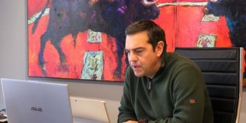 Τσίπρας: ”Αν έχεις 10.000 μόρια δε θα γίνεσαι μηχανικός, αν έχεις 10.000 ευρώ για ένα ψευτοπτυχίο θα γίνεσαι”