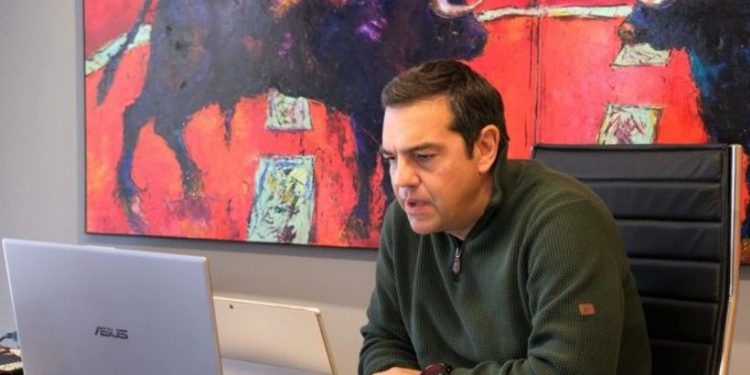 Τσίπρας: ”Αν έχεις 10.000 μόρια δε θα γίνεσαι μηχανικός, αν έχεις 10.000 ευρώ για ένα ψευτοπτυχίο θα γίνεσαι”