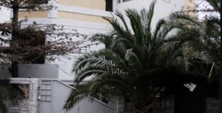 Alldaynews.gr Μάρκος Σεφερλής: Μια μεγάλη αγάπη που κατέληξε σε διαζύγιο – Στις τράπεζες το κλειδί της βίλας 1,2 εκατ. ευρώ