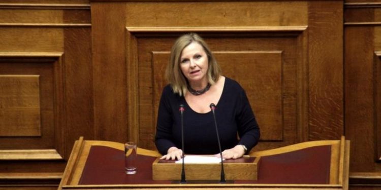 Άννα Χατζησοφιά: «Και για άλλο πρόσωπο λέγεται ότι θα βγουν πράγματα τις επόμενες μέρες» (Video)