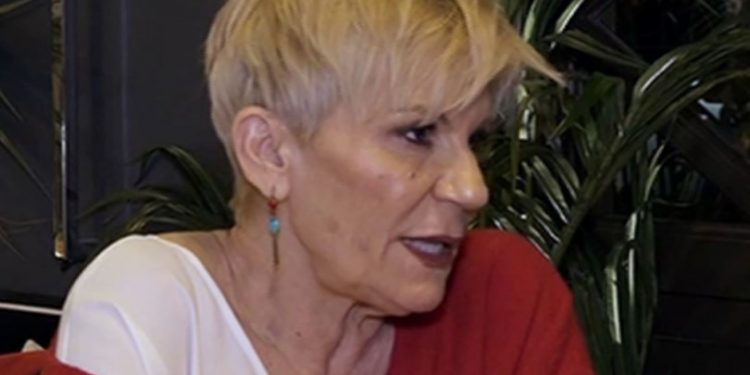 Alldaynews.gr Χρύσα Ρώπα: Να φοβούνται τα καθάρματα που έριξαν βιτριόλι στις ζωές νέων παιδιών
