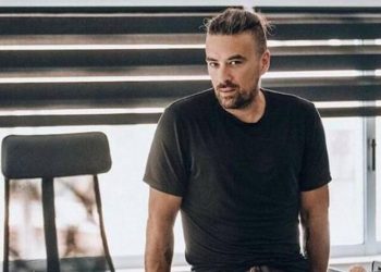 Γιάννης Αϊβάζης