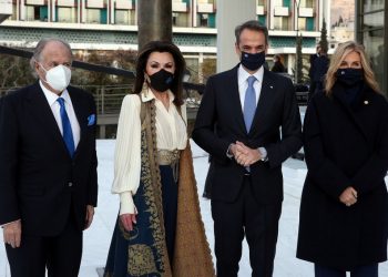 Γιάννα Αγγελοπούλου: Η εμφάνιση με το γιαννιώτικο «πιρπιρί»