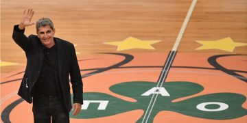 Τάκης Κορωναίος