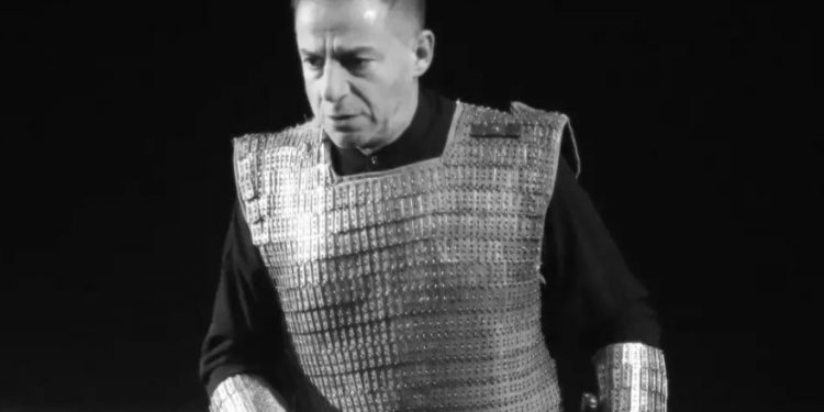 Δημήτρης Λιγνάδης: Η θαμμένη δικογραφία ντοκουμέντο του 1984 για αποπλάνηση 14χρονου αγοριού