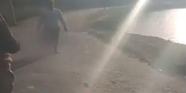 Φρίκη: Πατέρας αποκεφάλισε τη 17χρονη κόρη του γιατί δεν ενέκρινε τη σχέση της