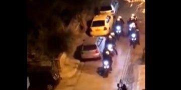 ΕΛΑΣ για Πανόρμου: Δεν το έσπασαν οι αστυνομικοί-Το φανάρι ήταν ήδη σπασμένο[Δείτε το Βίντεο]