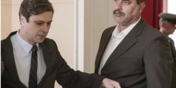 Alldaynews.gr Άγριες Μέλισσες: Ο Μάνος Βόσκαρης στο ψυχιατρείο