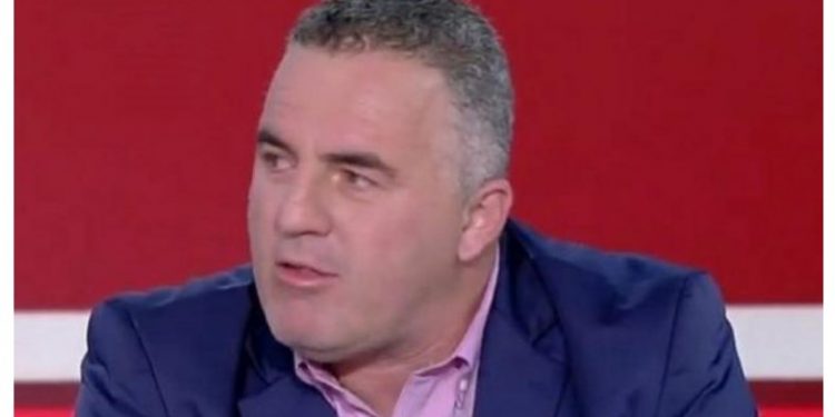 Alldaynews.gr Νέα Σμύρνη: Του… ξέφυγε του Μαυροειδάκου-«Πού την πατήσαμε με το κλομπ; Τραβάγανε με κινητό» (Video)