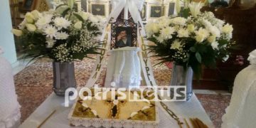 Alldaynews.gr Τίμησαν την μνήμη του Μανώλη Αγιομυργιαννάκη-Ήταν το πρώτο θύμα του κορωνοϊού στη χώρα μας