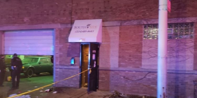 Alldaynews.gr Σικάγο: Ένοπλος άνοιξε πυρ σε πάρτι – Δύο νεκροί και δεκάδες τραυματίες