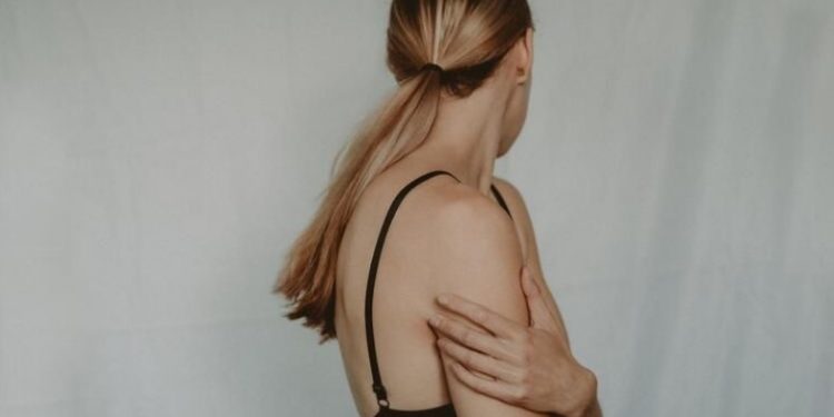 Δέσποινα Πλατανάκη: Απόπειρα βιασμού και άγριος ξυλοδαρμός απο Πακιστανό[photo]