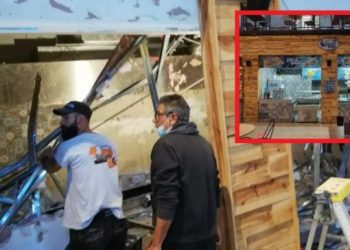 Κορωνοϊός: Μαγαζάτορας «γκρεμίζει» το εστιατόριο που ουσιαστικά δεν κατάφερε ποτέ να δουλέψει λόγω των μέτρων[Φωτογραφίες]