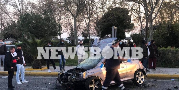 Πριν Λίγο: Σοβαρό τροχαίο στην παραλιακή-Τρείς τραυματίες[photos][video]