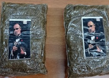 Πουλούσαν ναρκωτικά και με φωτογραφίες-ετικέτες![photos]