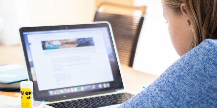 Alldaynews.gr Voucher 200 ευρώ: Τι μπορούν να αγοράσουν οι μαθητές-Όλες οι Λεπτομέρειες