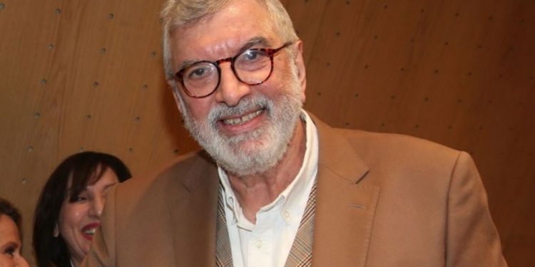 Alldaynews.gr Πέθανε ο γνωστός θεατρικός παραγωγός Μιχάλης Αδάμ